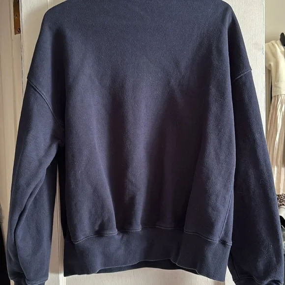 Mardi Mecredi Navy sweatshirt with green design. Size M. - Picture 4 of 6